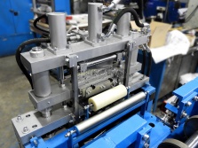 Machine à panneaux muraux «Linear panel» et «Cassette panel»